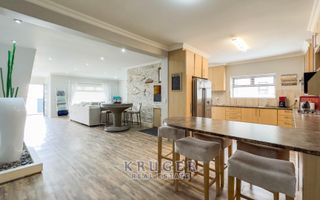 4 Bedroom House For Sale in Swakopmund Ext 19, Swakopmund