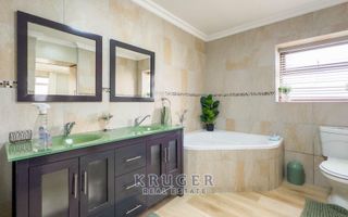 4 Bedroom House For Sale in Swakopmund Ext 19, Swakopmund