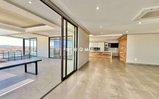 4 Bedroom House For Sale in Kleine Kuppe, Windhoek