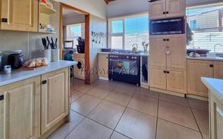 4 Bedroom House For Sale in Meersig
