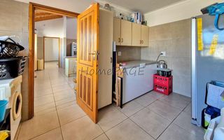 4 Bedroom House For Sale in Meersig