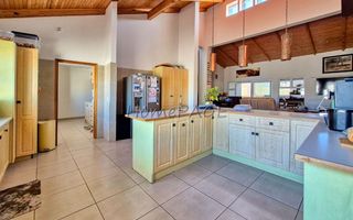 4 Bedroom House For Sale in Meersig