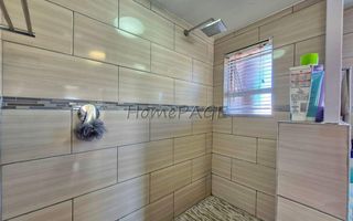 4 Bedroom House For Sale in Meersig
