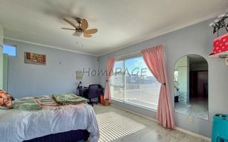 4 Bedroom House For Sale in Meersig