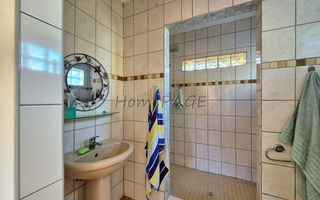 4 Bedroom House For Sale in Meersig