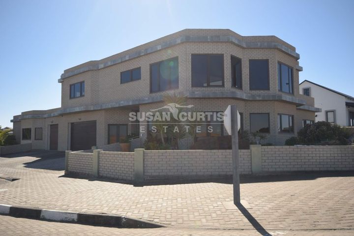2 Bedroom House For Sale in Kramersdorf, Swakopmund