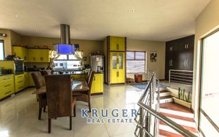 5 Bedroom House For Sale in Vogelstrand, Swakopmund