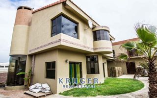 5 Bedroom House For Sale in Vogelstrand, Swakopmund