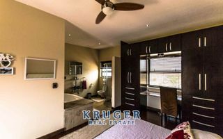 5 Bedroom House For Sale in Vogelstrand, Swakopmund