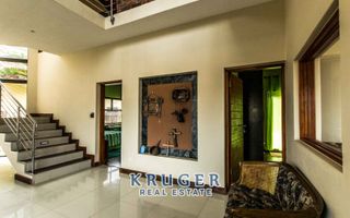 5 Bedroom House For Sale in Vogelstrand, Swakopmund