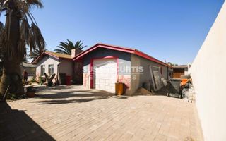 4 Bedroom House For Sale in Vineta, Swakopmund