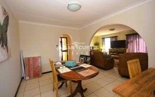 4 Bedroom House For Sale in Vineta, Swakopmund