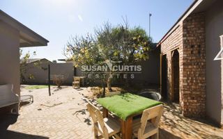 4 Bedroom House For Sale in Vineta, Swakopmund