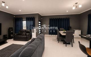 5 Bedroom House For Sale in Matatura, Swakopmund
