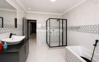5 Bedroom House For Sale in Matatura, Swakopmund