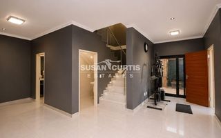 5 Bedroom House For Sale in Matatura, Swakopmund