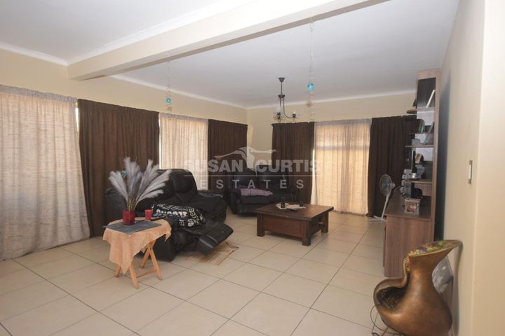 3 Bedroom House To Rent in Ocean View, Swakopmund