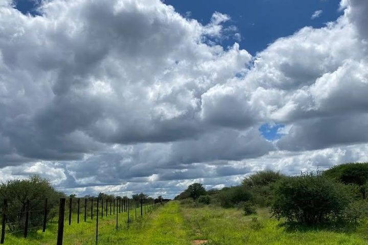 Farm For Sale in Hochfeld