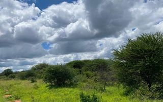 Farm For Sale in Hochfeld