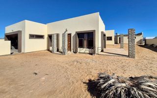 3 Bedroom House For Sale in Kuisebmond, Walvis Bay