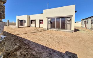 3 Bedroom House For Sale in Kuisebmond, Walvis Bay
