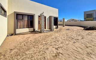 3 Bedroom House For Sale in Kuisebmond, Walvis Bay