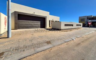 3 Bedroom House For Sale in Kuisebmond, Walvis Bay