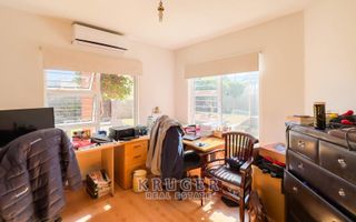4 Bedroom House For Sale in Meersig