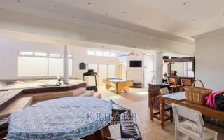 4 Bedroom House For Sale in Meersig
