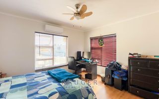 4 Bedroom House For Sale in Meersig