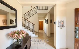 4 Bedroom House For Sale in Meersig