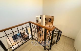 4 Bedroom House For Sale in Meersig