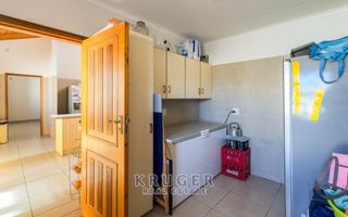 4 Bedroom House For Sale in Meersig