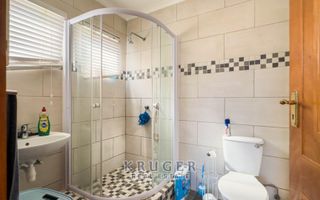 4 Bedroom House For Sale in Meersig