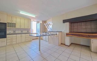 3 Bedroom House For Sale in Fairway Estate