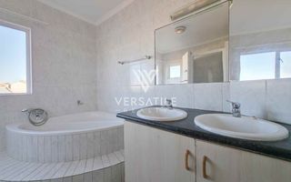 3 Bedroom House For Sale in Fairway Estate