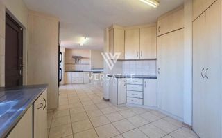 3 Bedroom House For Sale in Fairway Estate