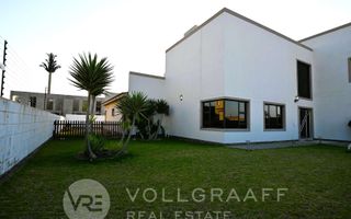 4 Bedroom House For Sale in Swakopmund Ext 15, Swakopmund