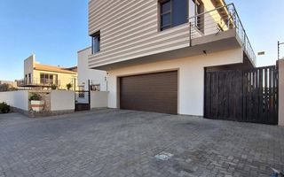 4 Bedroom House For Sale in Ocean View, Swakopmund