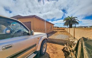3 Bedroom House For Sale in Henties Bay Central, Henties Bay