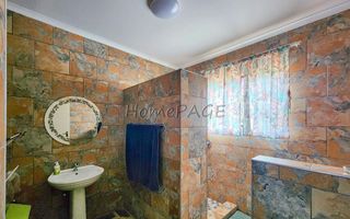 3 Bedroom House For Sale in Henties Bay Central, Henties Bay