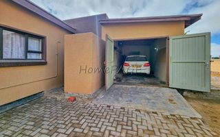 3 Bedroom House For Sale in Henties Bay Central, Henties Bay
