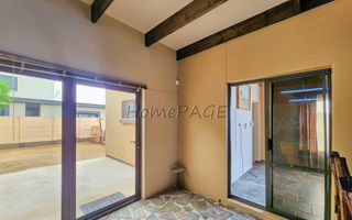 3 Bedroom House For Sale in Henties Bay Central, Henties Bay