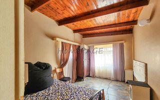3 Bedroom House For Sale in Henties Bay Central, Henties Bay