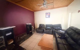 4 Bedroom House For Sale in Okahandja