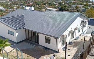5 Bedroom House For Sale in Ludwigsdorf, Windhoek