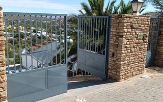 5 Bedroom House For Sale in Ludwigsdorf, Windhoek