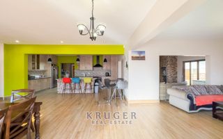 4 Bedroom House For Sale in Mile 4 Extension 1, Swakopmund
