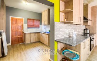 4 Bedroom House For Sale in Mile 4 Extension 1, Swakopmund