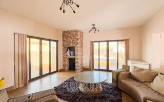 4 Bedroom House For Sale in Mile 4 Extension 1, Swakopmund